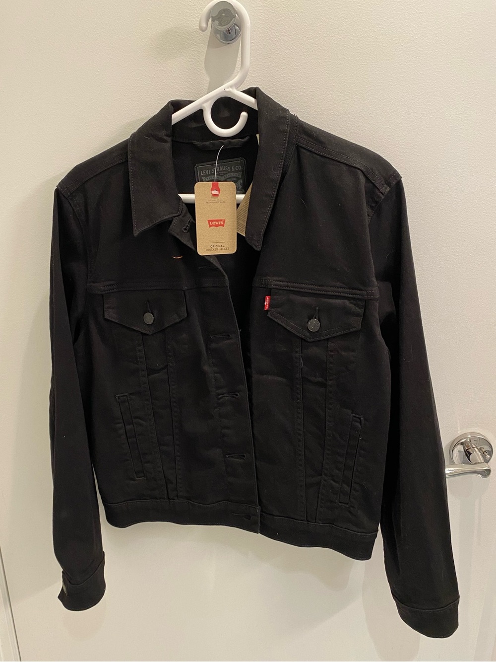 Levi’s, Black Original Trucker Jacket, Size XL, NWT.